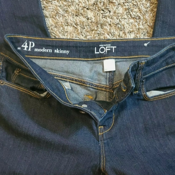 Ann Taylor Loft Modern Skinny Dark Wash Blue Jeans - Picture 6 of 9